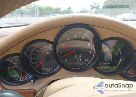 2011 Porsche Panamera 4 z USA, uszkodzony, nr VIN WP0AA2A78BL020720